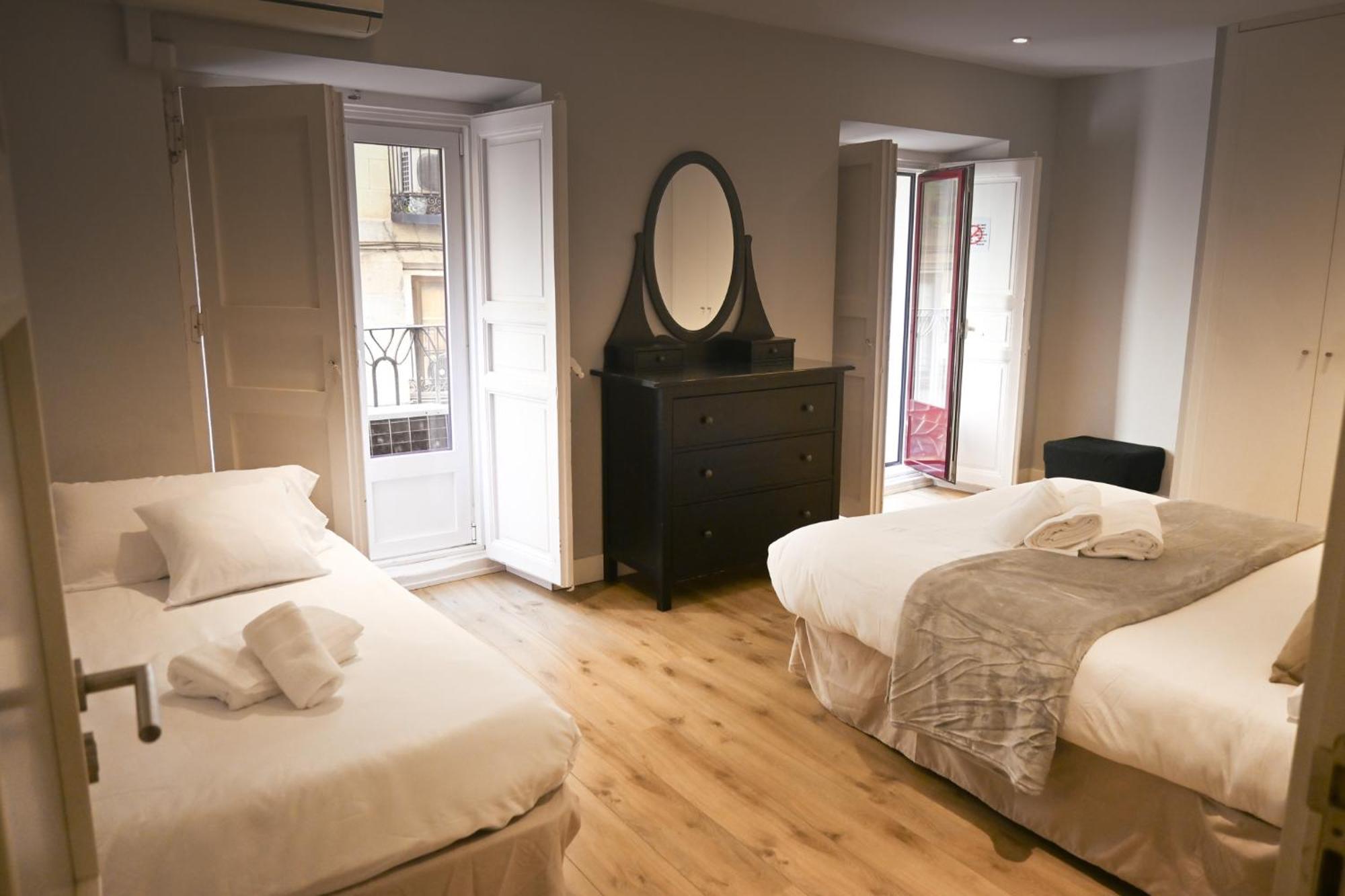 For You Rentals Apartment Temporal Madrid Cava Baja-La Latina Cab36 Exterior photo